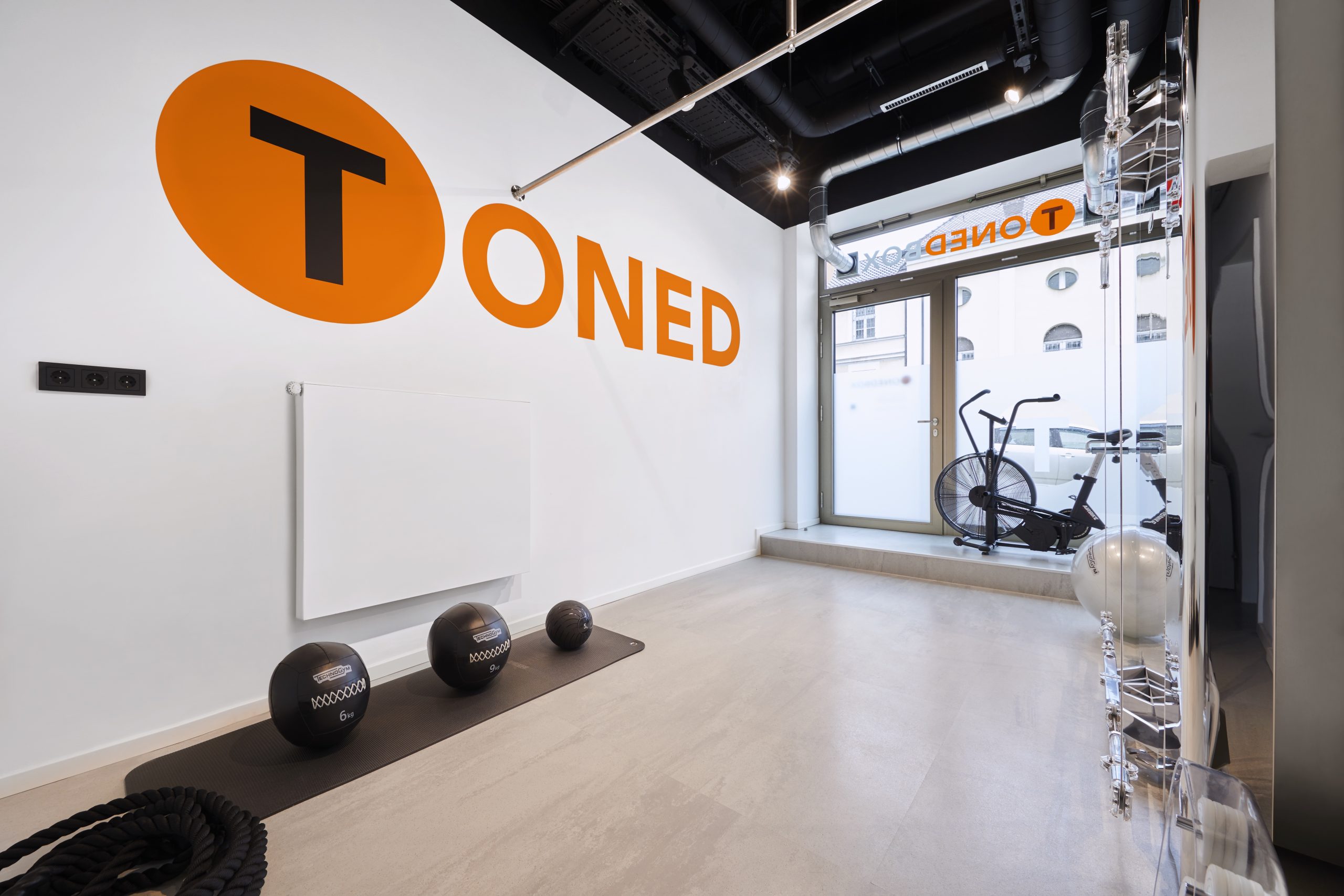 Personal Training bei TONED in München. Personal Training bei TONED in München.Firmenfitness und Corporate Fitness bei TONED in München.